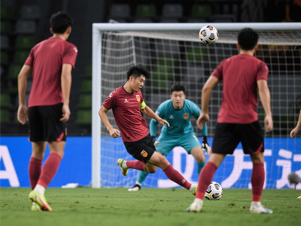 世界杯滚球游戏中心